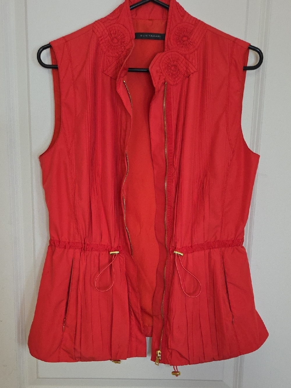 Elie Tahari Coral-Red Sleeveless Zip-Front Drawstring Vest